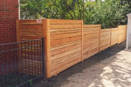 Špicatá lata – realizácia plotu